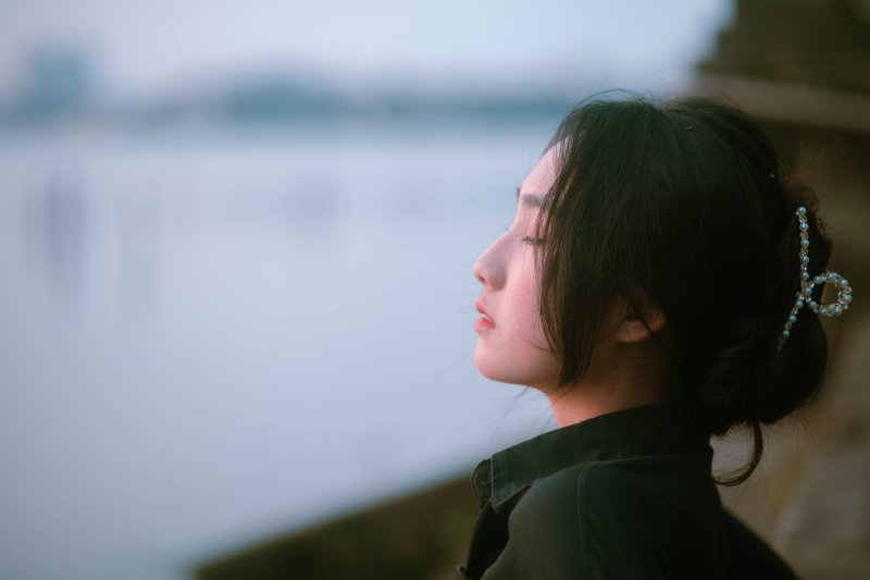 🧘‍♀️放下过去的包袱，幸福就在当下！